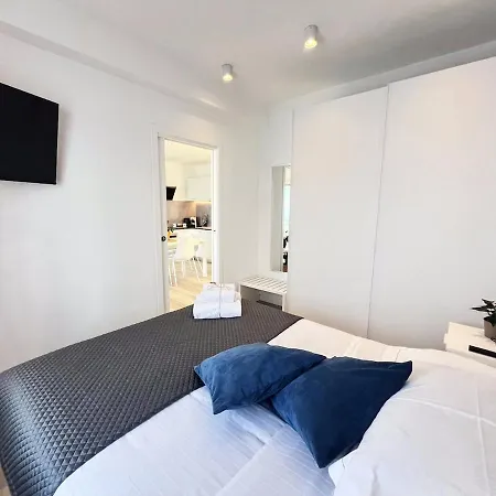 Sottovento Beths House * 브렌조네 술 가르다