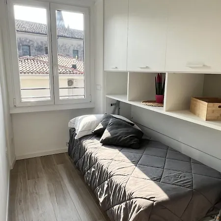 Sottovento Beths House * 布雷佐内加尔达